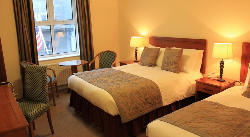 The Clonakilty Hotel חדר תמונה