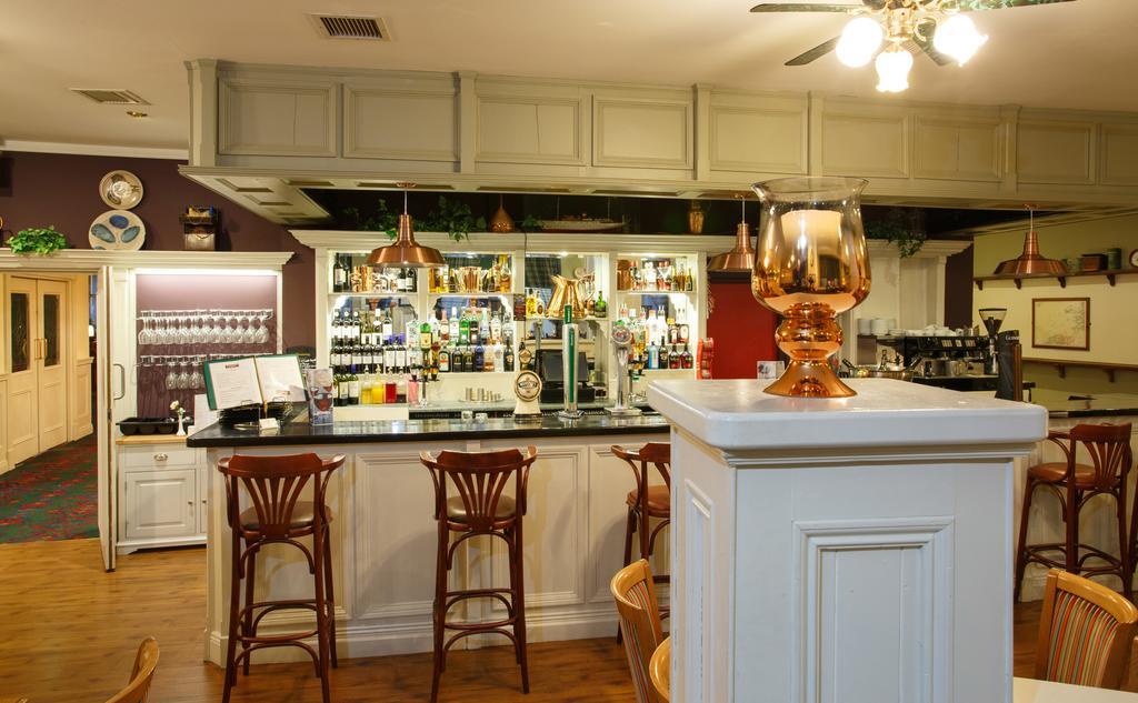 The Clonakilty Hotel מראה חיצוני תמונה