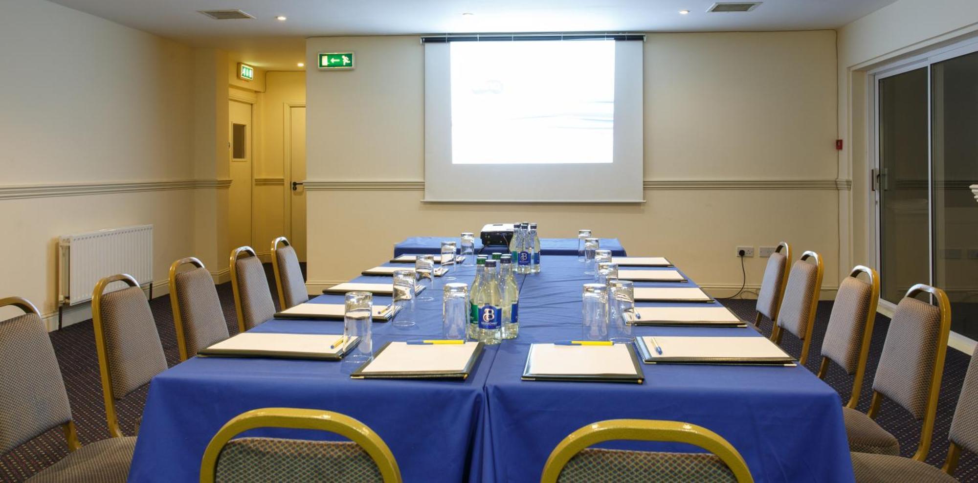 The Clonakilty Hotel מראה חיצוני תמונה